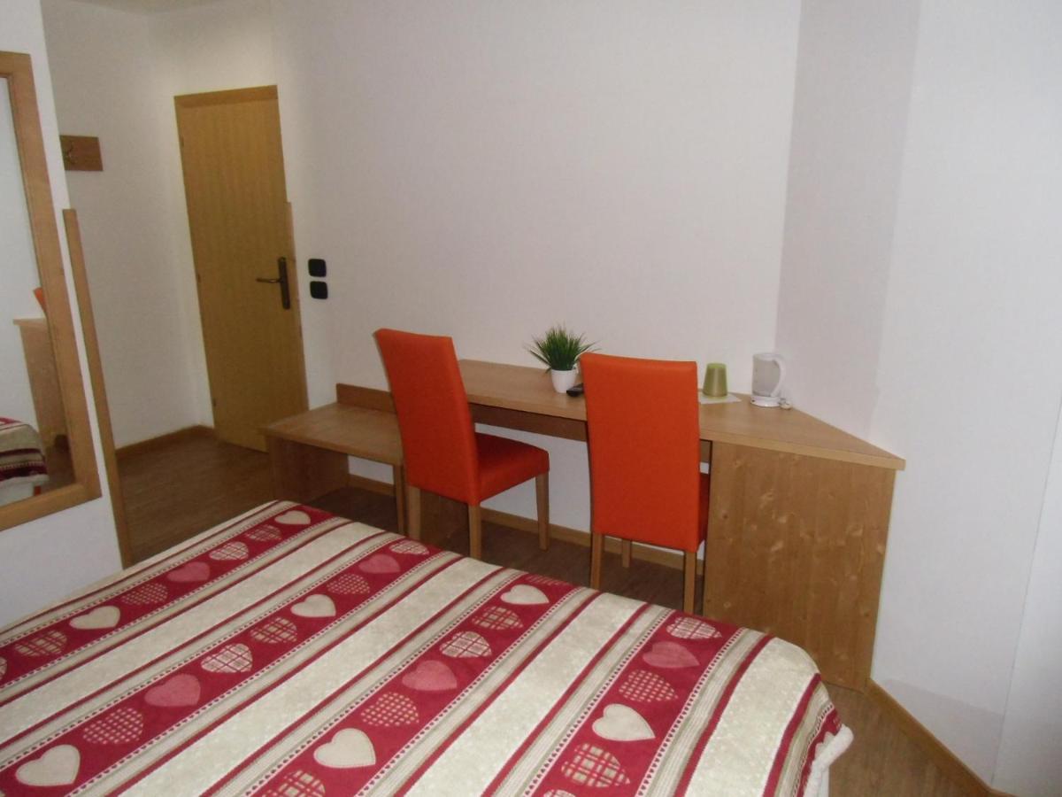 Garni Festil Hotel Campitello di Fassa Ngoại thất bức ảnh